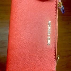 Michael Kors Medium Wallet Wrislet! Pretty Coral Color